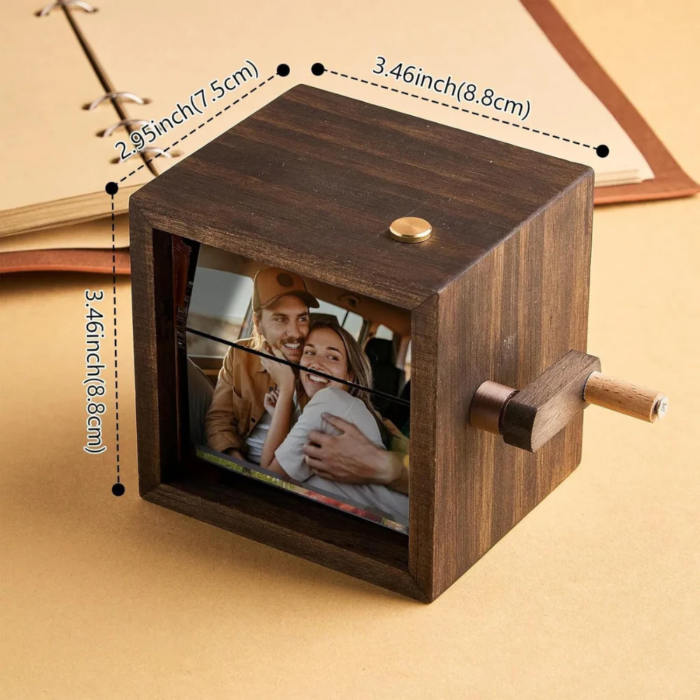 LoveLoop Photo Box